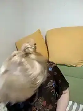 Snapshot of stefanyharper16 chatting on 11.08.25 stefanyharper16 online show from 11.08.25