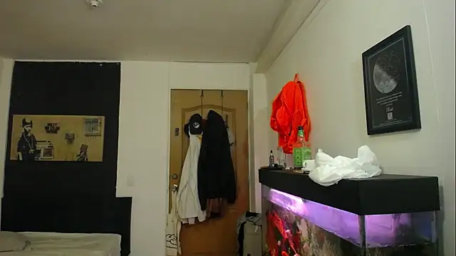 Snapshot of romeolovedark chatting on 12.11.24 romeolovedark online show from 12.11.24