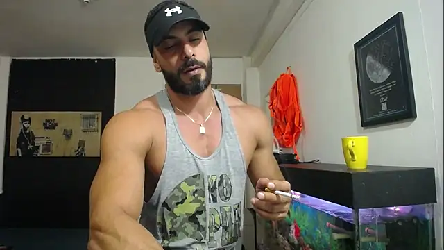 Snapshot of romeolovedark chatting on 02.04.25 romeolovedark online show from 02.04.25