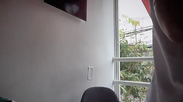 Snapshot of romeolovedark chatting on 10.15.25 romeolovedark online show from 10.15.25