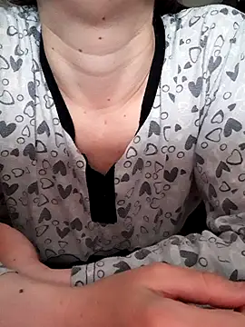 Moi Lina online show from 10.10.25