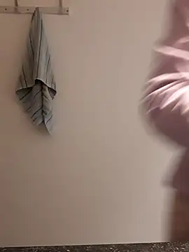 Moi Lina online show from 02.21.26