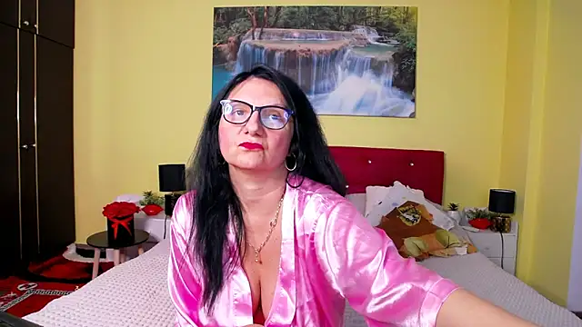 Snapshot of AlexaMorreno chatting on 10.10.25 AlexaMorreno online show from 10.10.25