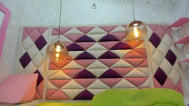 Snapshot of agath_69 chatting on 01.28.25 agath 69 online show from 01.28.25