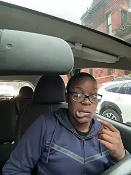 ChocolateBuns101 online show from 12.17.24