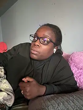 ChocolateBuns101 online show from 01.10.25