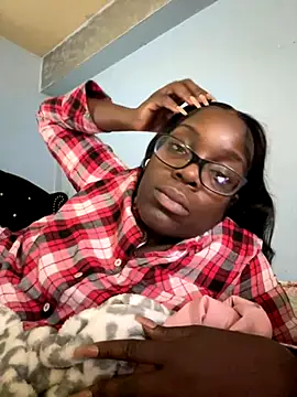 ChocolateBuns101 online show from 11.12.25