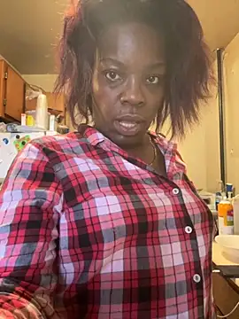 ChocolateBuns101 online show from 11.16.25