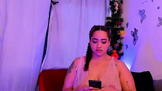 HannaMiillsxh online show from 04.06.26