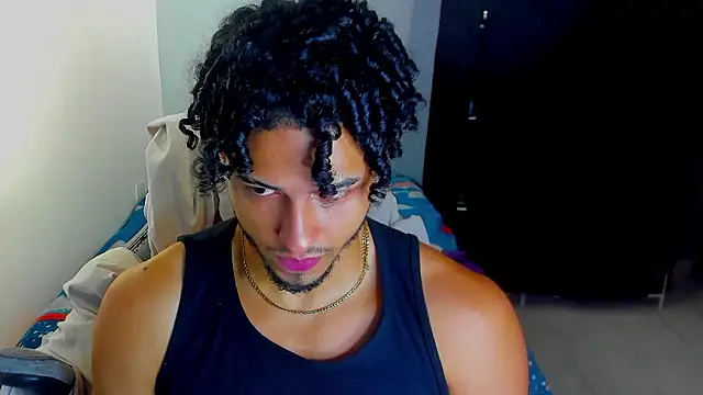 Snapshot of Kris_Khalifa69 chatting on 01.18.26 Kris Khalifa69 online show from 01.18.26