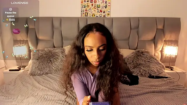 Nickytouse online show from 02.20.25