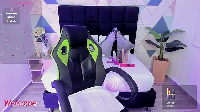 gisela27 online show from 10.22.25