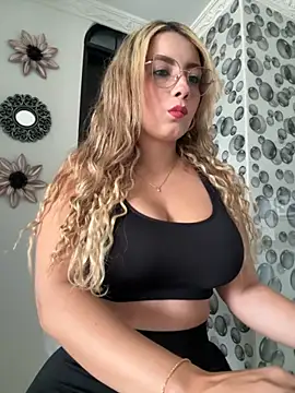ValeriaHot69 online show from 11.05.25