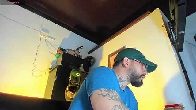 CamiloGray  online show from 10.04.25