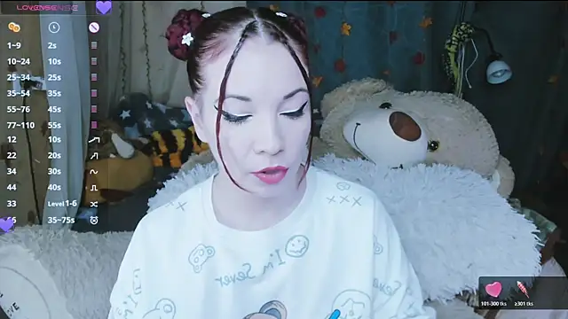 XNuka Flower LoverX online show from 10.18.25