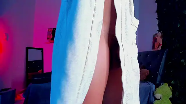 sweetvond  online show from 10.10.25