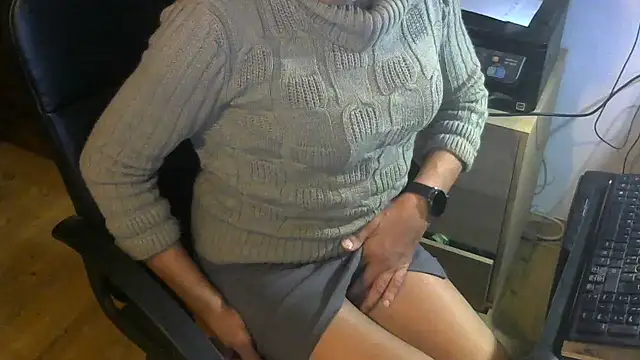 Snapshot of mararossitv chatting on 11.09.25 mararossitv online show from 11.09.25