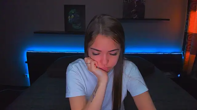 AlexaBarkley online show from 04.17.26