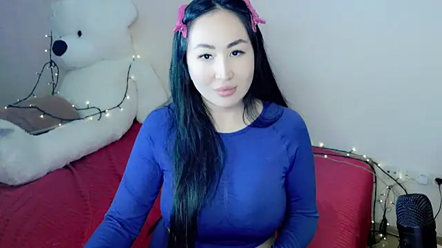 AsianQueens online show from 12.10.24