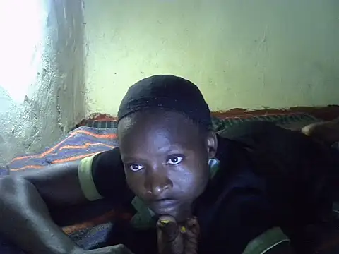 Snapshot of cute-shamza chatting on 10.18.25 cute-shamza online show from 10.18.25