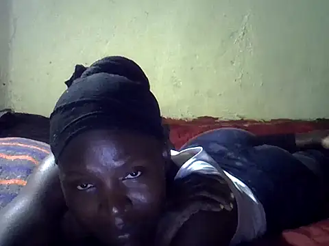 Snapshot of cute-shamza chatting on 10.24.25 cute-shamza online show from 10.24.25