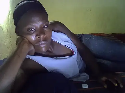 Snapshot of cute-shamza chatting on 10.27.25 cute-shamza online show from 10.27.25