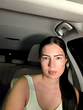 Snapshot of clairewntr chatting on 10.14.25 clairewntr online show from 10.14.25