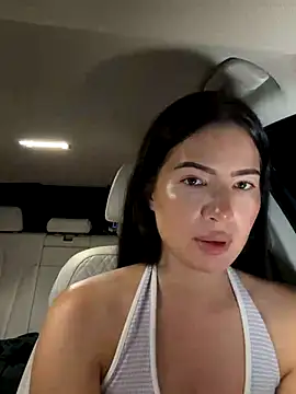 Snapshot of clairewntr chatting on 10.20.25 clairewntr online show from 10.20.25