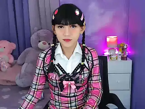 Snapshot of urlovelyfreya chatting on 10.05.25 urlovelyfreya online show from 10.05.25