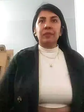 aisha latina online show from 12.03.24