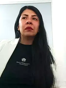 aisha latina online show from 12.04.24