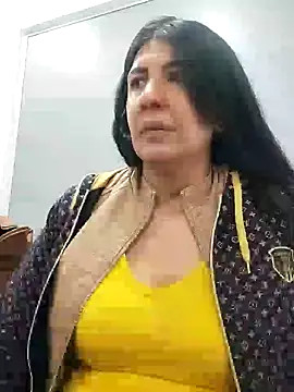 aisha latina online show from 02.11.25