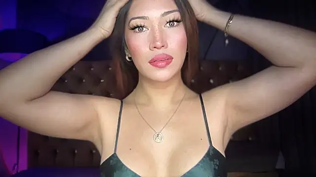 Jasmine Elcock online show from 09.17.25