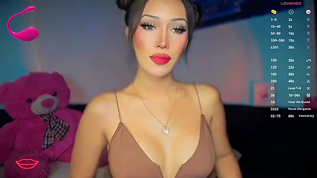 Snapshot of Jasmine_Elcock chatting on 10.30.25 Jasmine Elcock online show from 10.30.25