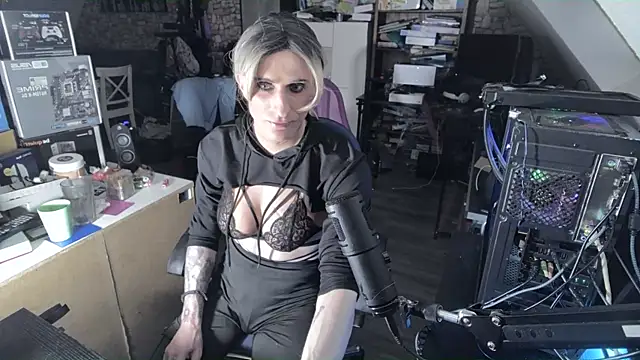 Manu3li online show from 12.26.24