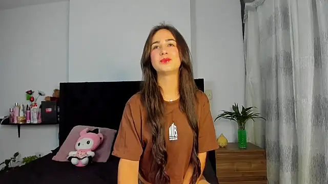 Snapshot of AndreaStivens chatting on 11.14.25 AndreaStivens online show from 11.14.25