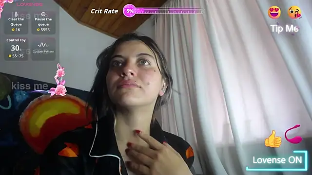 Snapshot of mariecam420 chatting on 11.14.25 mariecam420 online show from 11.14.25