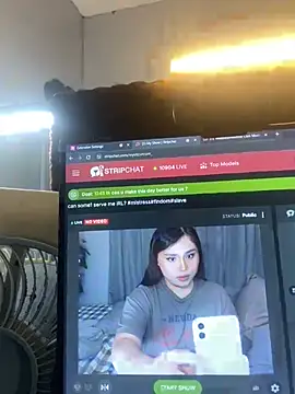 Snapshot of mysticofcum chatting on 07.17.26 mysticofcum online show from 07.17.26