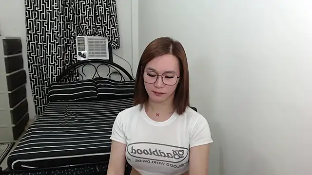 AmazingLuchie online show from 03.05.25