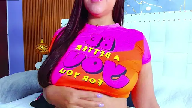 Snapshot of IrresistibleMilf chatting on 02.07.25 IrresistibleMilf online show from 02.07.25