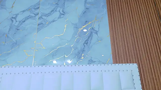 Snapshot of IrresistibleMilf chatting on 11.10.25 IrresistibleMilf online show from 11.10.25