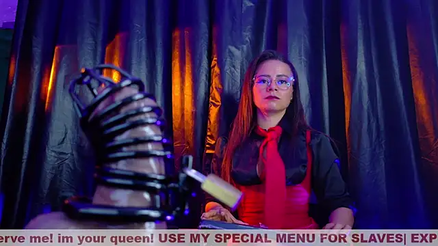 MistressSlut1 online show from 11.24.25