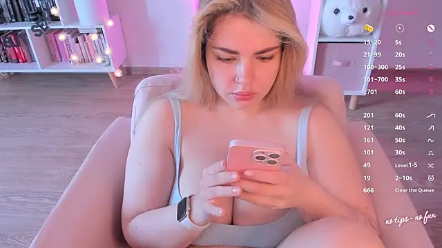 Snapshot of pussy-kattt chatting on 05.30.26 pussy-kattt online show from 05.30.26