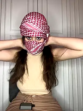 Snapshot of arabiaAna chatting on 09.20.25 arabiaAna online show from 09.20.25