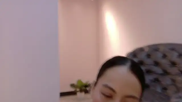 Snapshot of niky_smit chatting on 03.17.25 niky smit online show from 03.17.25