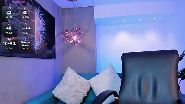 miataylorr1 online show from 03.11.26