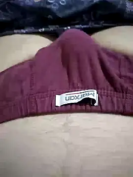 Snapshot of shiiank chatting on 01.19.26 shiiank online show from 01.19.26