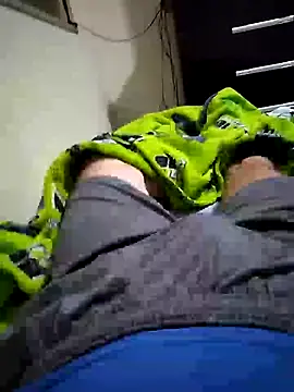 Snapshot of shiiank chatting on 02.24.26 shiiank online show from 02.24.26