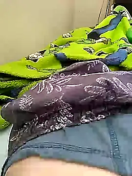 Snapshot of shiiank chatting on 03.01.26 shiiank online show from 03.01.26