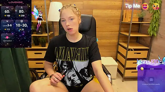  fiona Love online show from 02.05.25